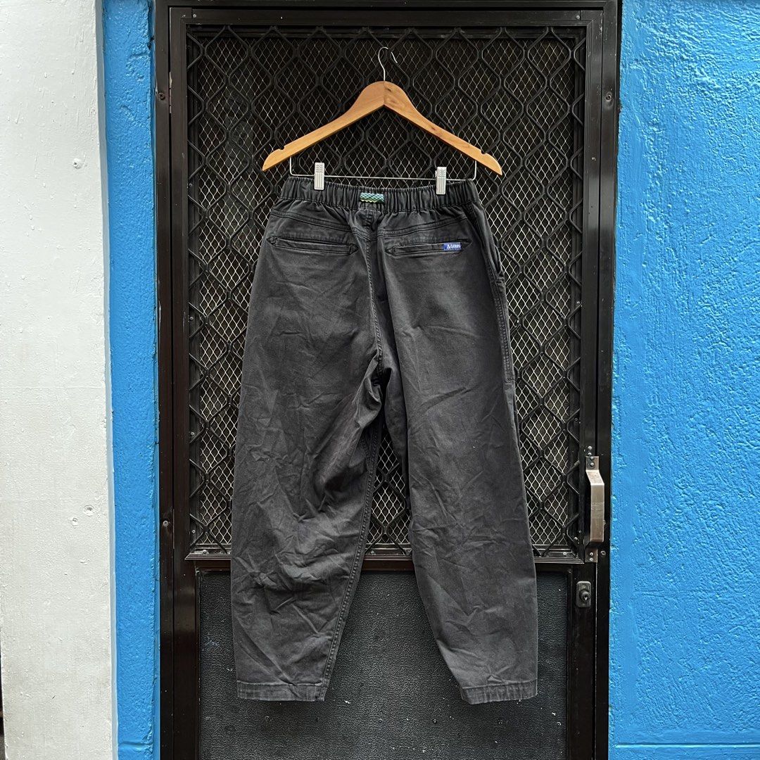 GERRY Camp pants (Category: Chinos) located in Taguig. Submitted by scoutandloots (Listing ID 1458578391, Image 3). Description: GERRY Camp pants • Size: M • Waistline: 15” • Length: 37” • Leg opening: 6.5” 999.