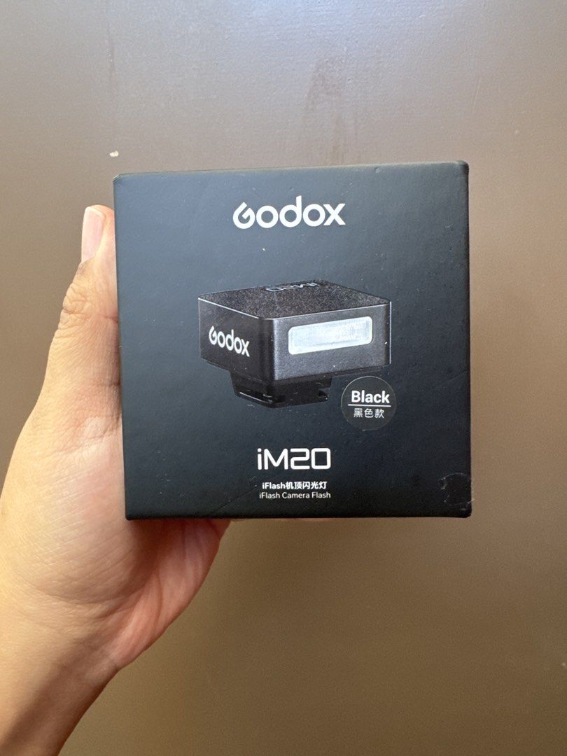 Godox iM20 iFlash Camera Flash Black (Category: Cameras) located in Balingasag. Submitted by eivon.ecarg (Listing ID 1458529230, Image 1). Description: - Godox iM20 iFlash camera flash - Color: Black - Compact and portable design - Ideal for various photography needs - Includes original packaging - Ready for immediate use.