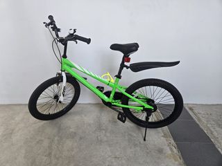 (Category: ) located in . Submitted by kiddoden (Listing ID 1458520519, Image 1). Description: .
