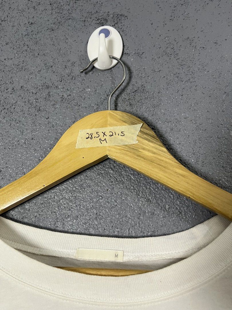 GU White Pocket T-Shirt Size M (Category: Shirts) located in Famy. Submitted by basicthrifted (Listing ID 1458649774, Image 3). Description: - Basic white tee from GU - Single pocket on left chest - Relaxed fit with a slightly longer back hem - Crew neck, short sleeves - Easy to style for everyday wear - Check measurements in photos.