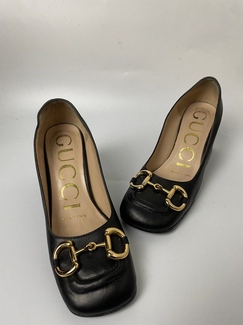 Gucci Black Leather Horsebit Block Heels (Category: Sneakers & Footwear) located in Manila. Submitted by rdtp2 (Listing ID 1458522291, Image 3). Description: Size 35 issue rubs makikita sa pic good condition 9/10.