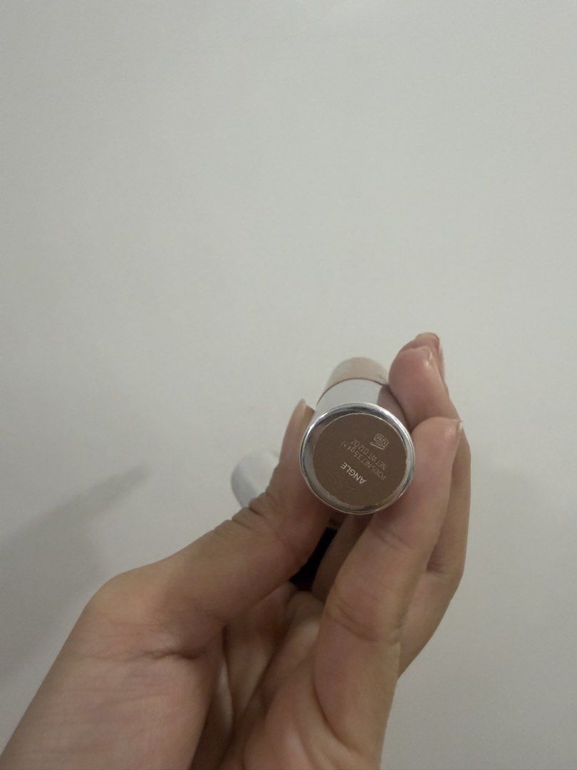 Haus labs contour stick (Category: Makeup) located in Quezon City. Submitted by destashingmycloset (Listing ID 1458641865, Image 2). Description: .
