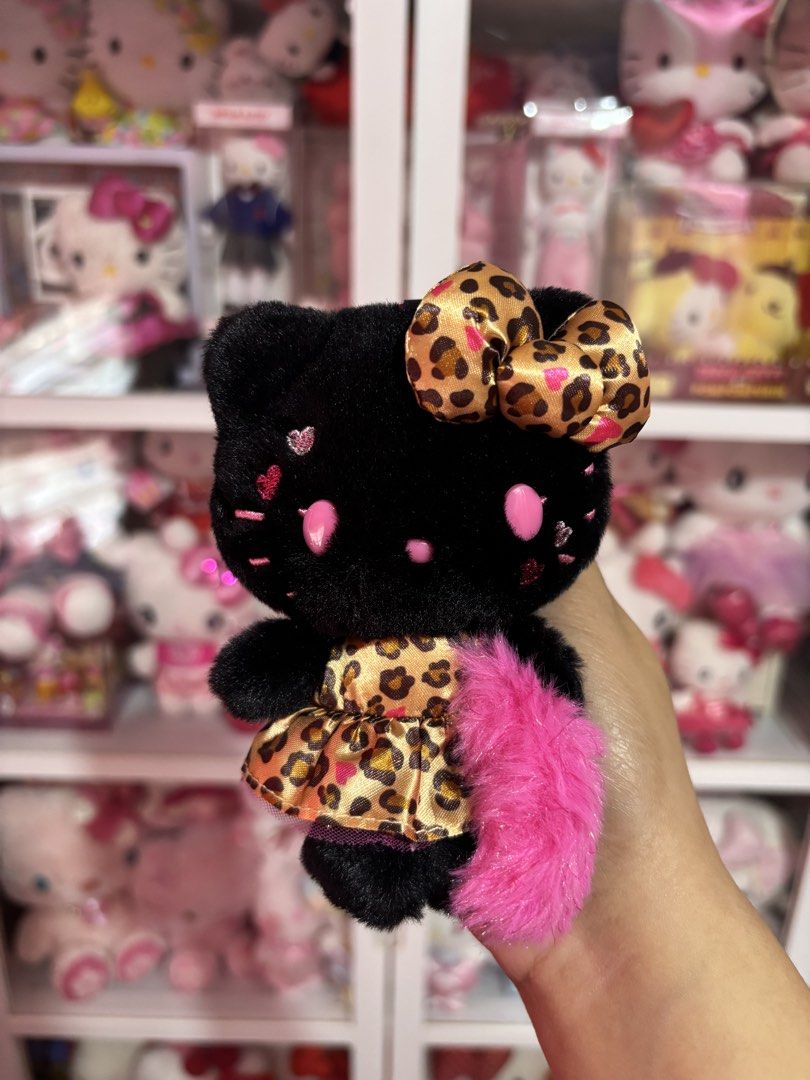 Hello Kitty Plush Keychain Gal-Style Series 🎀 (Category: Announcements) located in Santa Rosa. Submitted by aljeanshop (Listing ID 1458534496, Image 2). Description: Hello Kitty Plush Keychain Gal-Style Series 🎀 .