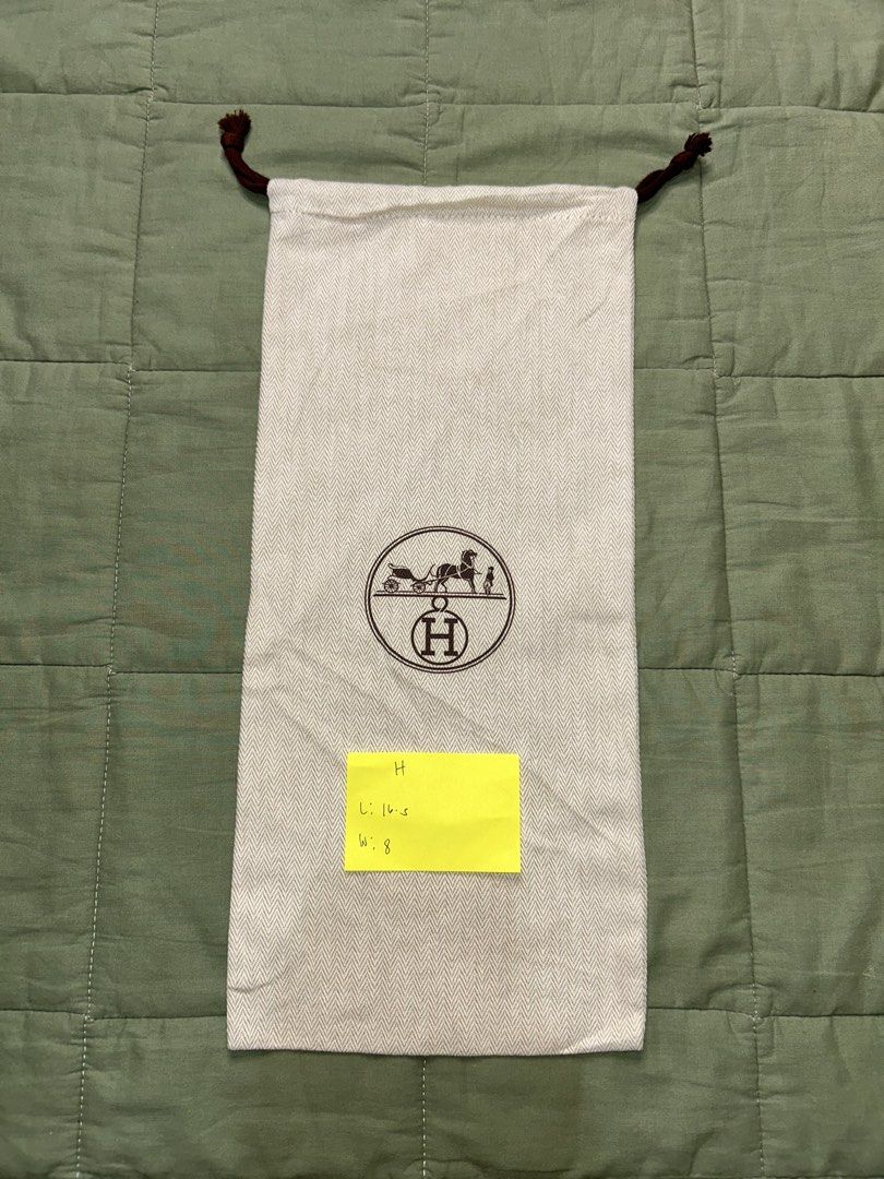 HERMES DUST BAG (Category: Luxury Bags & Wallets) located in General Santos City (Dadiangas). Submitted by grasya_12 (Listing ID 1458554458, Image 1). Description: DUST BAG Minimal signs of usage: Need wash Measurements indicated na on the photo.