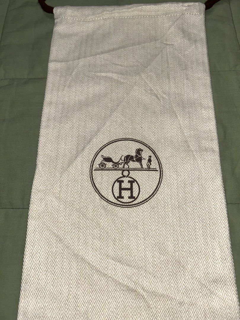 HERMES DUST BAG (Category: Luxury Bags & Wallets) located in General Santos City (Dadiangas). Submitted by grasya_12 (Listing ID 1458554458, Image 3). Description: DUST BAG Minimal signs of usage: Need wash Measurements indicated na on the photo.