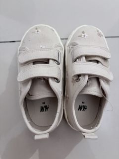 (Category: ) located in . Submitted by cl_closet (Listing ID 1458555368, Image 1). Description: .