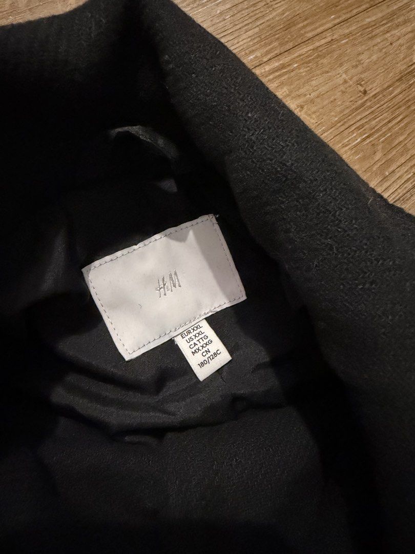 H&M Black Coat XXL (Category: Coats, Jackets and Outerwear) located in Marikina City. Submitted by miene (Listing ID 1458538864, Image 1). Description: - Black H&M Coat - Size: XXL but runs big - Features: Buttons down the front, pockets - Style: Simple, classic - Ideal for: Cooler weather - Note: Check photos for measurements.