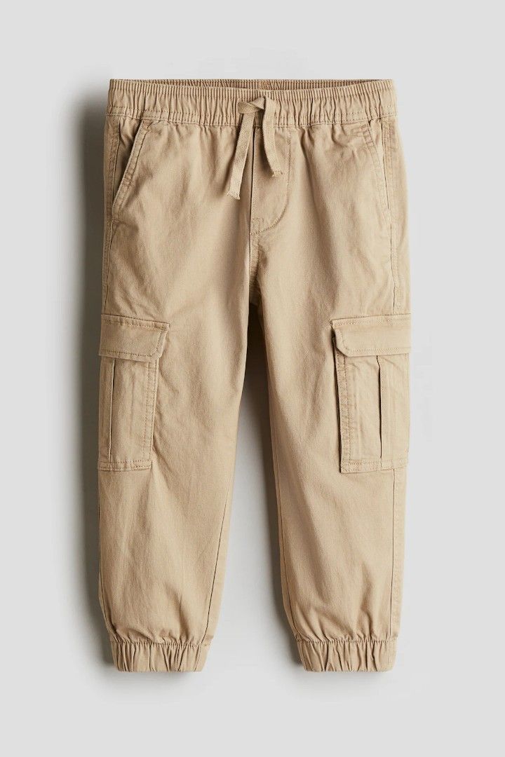 H&M Cargo Pants Light Beige (9-10Y) (Category: Babies & Kids Fashion) located in Muntinlupa City. Submitted by its.joy (Listing ID 1458620065, Image 1). Description: .