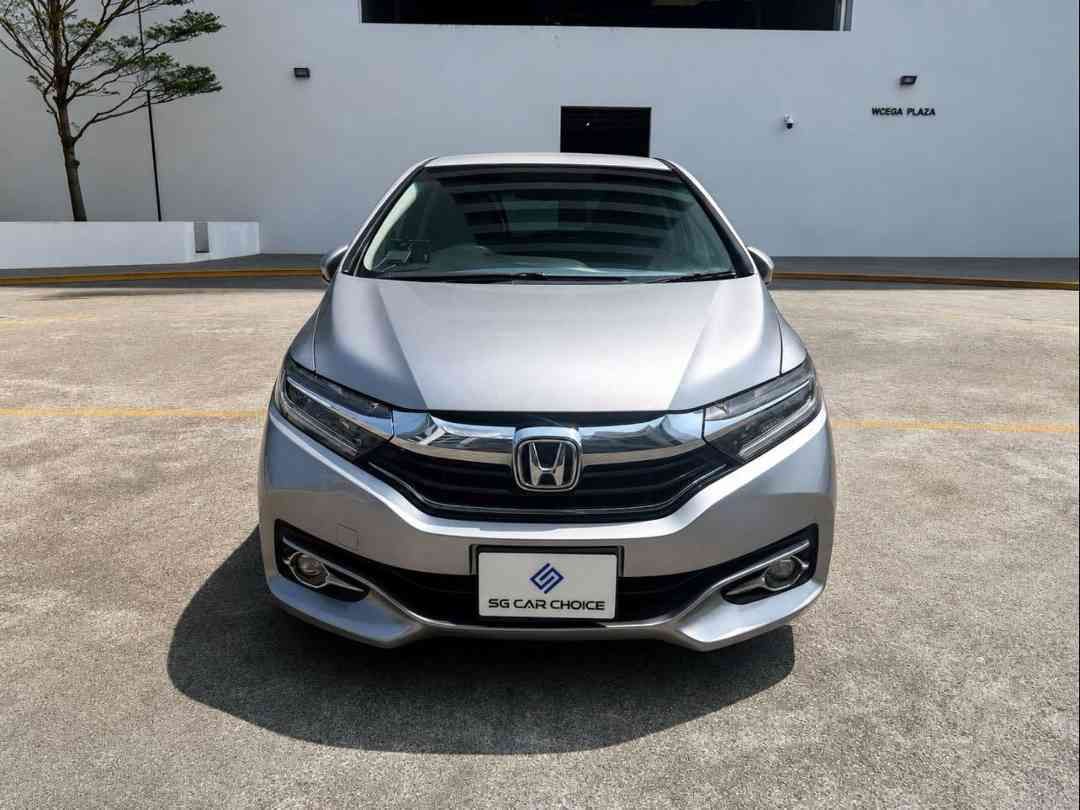 Honda Shuttle Hybrid 1.5 (A) (Category: Used Cars) located in Singapore. Submitted by sgcarchoicewc (Listing ID 1458549243, Image 1). Description: Sales Contact: Casper Lim tel:90687290 .