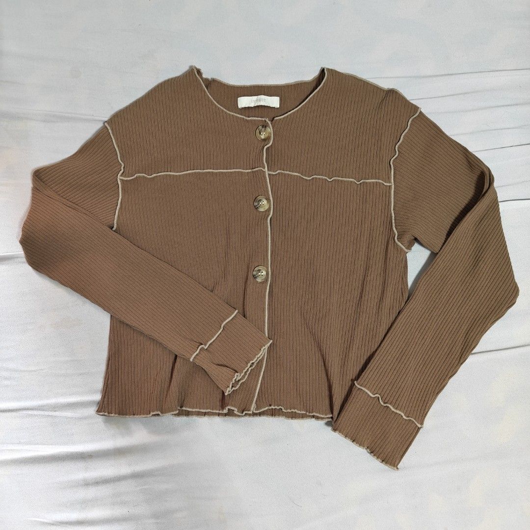 Inside out long sleeves taupe ribbed (Category: Blouses) located in Santa Rosa. Submitted by fordahunt (Listing ID 1458548325, Image 1). Description: Size: Small to Med CREATE YOUR OWN BUNDLE 4pcs for P500.