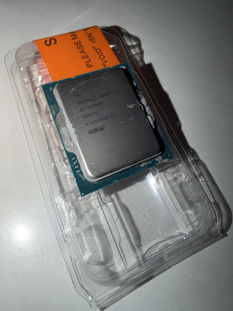 Intel Core i7-14700K Processor (Category: Desktops) located in Makati City. Submitted by coachjorge.penguin (Listing ID 1458536850, Image 3). Description: - Intel Core i7-14700K Processor 22,000 pesos - High-performance CPU for gaming and demanding applications - Comes in original packaging - Perfect for your new PC build - Can bundle with Thermalight 360 AIO rgb, + 1,500 pesos Can provide video on furmark so far. - comes with 2-week personal war
