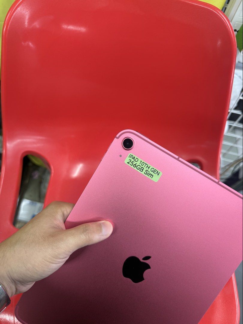 iPad 10th Gen 256GB Wifi + Cellular W/box (Category: iPad) located in San Juan City. Submitted by Khalidmgdla08 (Listing ID 1458616415, Image 2). Description: FOR SALE | TRADE/SWAP Price: 26,500 On hand: iPad 10th Gen✔️ 256GB ✔️ Wifi W/ Sim ✔️ 100% Original ✔️ 99% Makinis ✔️ 99% Smooth ✔️ NOT REFURB ✔️ NO HIDDEN ISSUES ✔️ NEVER BEEN REPAIRED ✔️ TEST TO SAWA✔️ FREE 3-UTOOLS ✔️ ANY MODEL OF IPHONE AND SAMSUNG ARE AVAILABLE! ✨ We accept: 🔹Cash 🔹Gc