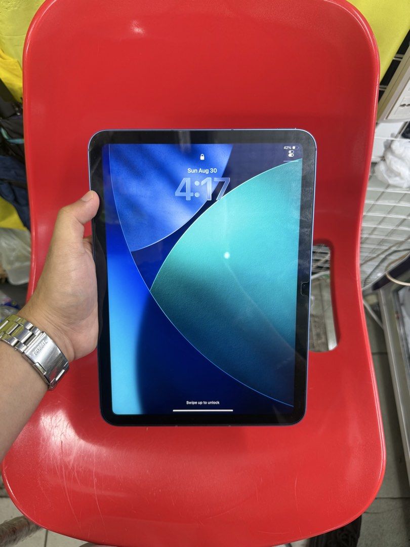 iPad 10th Gen 64GB Wifi + Cellular (Category: iPad) located in San Juan City. Submitted by Khalidmgdla08 (Listing ID 1458615319, Image 3). Description: FOR SALE | TRADE/SWAP Price: 19,500 On hand: iPad 10th Gen✔️ 64GB ✔️ Wifi + Cellular ✔️ 100% Original ✔️ 99% Makinis ✔️ 99% Smooth ✔️ NOT REFURB ✔️ NO HIDDEN ISSUES ✔️ NEVER BEEN REPAIRED ✔️ TEST TO SAWA✔️ FREE 3-UTOOLS ✔️ ANY MODEL OF IPHONE AND SAMSUNG ARE AVAILABLE! ✨ We accept: 🔹Cash 🔹Gcash 