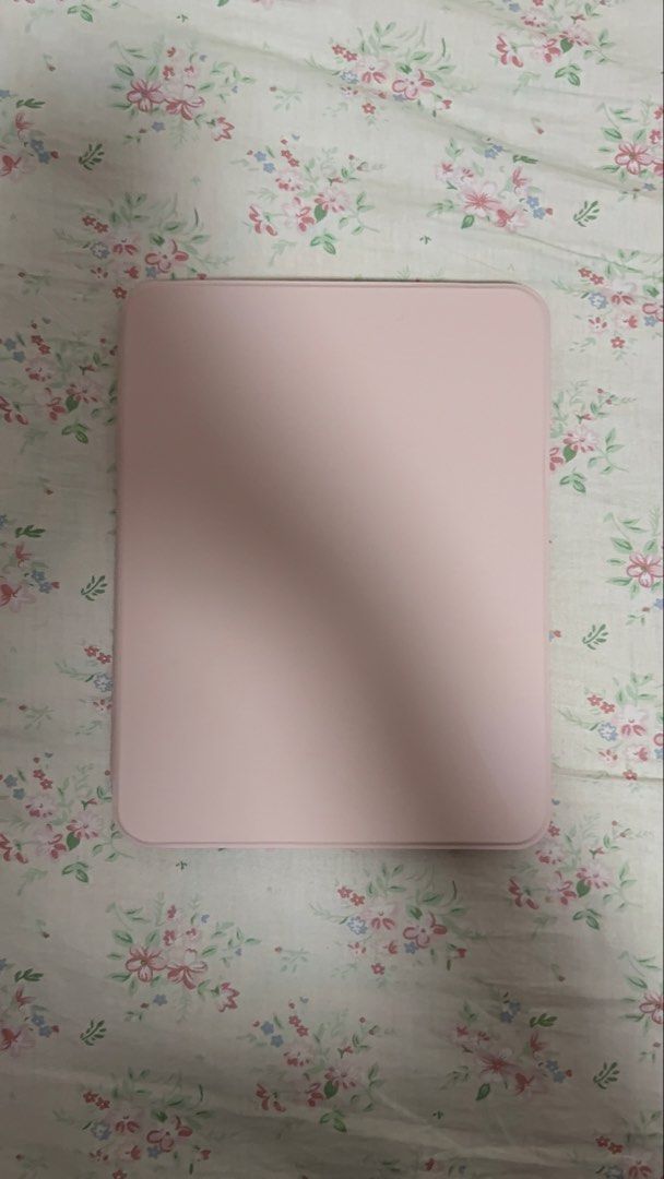 iPad Air M3 11” inch Pink Rotating iPad Clear case (Category: Cases & Sleeves) located in Caloocan City. Submitted by .manel. (Listing ID 1458543432, Image 3). Description: lesser than THE original price. NO HAGGLING / ASKING FOR LOWER PRICE. MURA NAPO YAN. .
