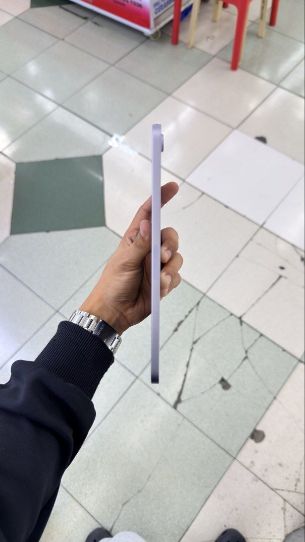 iPad Mini 7 128gb 85% BH with box (Category: iPad) located in Manila. Submitted by carimgadgets (Listing ID 1458652964, Image 3). Description: .