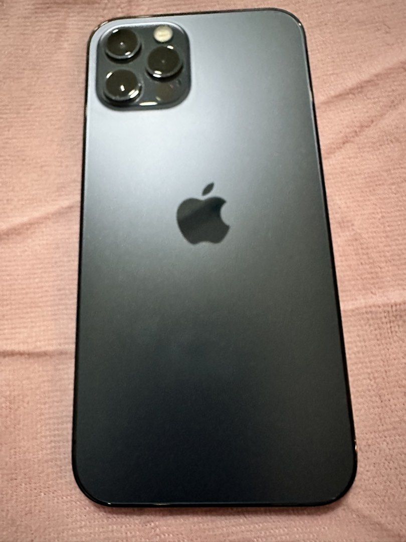 IPhone 12 Pro (Category: iPhone 12 Series) located in Mandaluyong City. Submitted by skol.le (Listing ID 1458679367, Image 3). Description: Excellent condition. All original. No repair/replace. No box/charger included. .