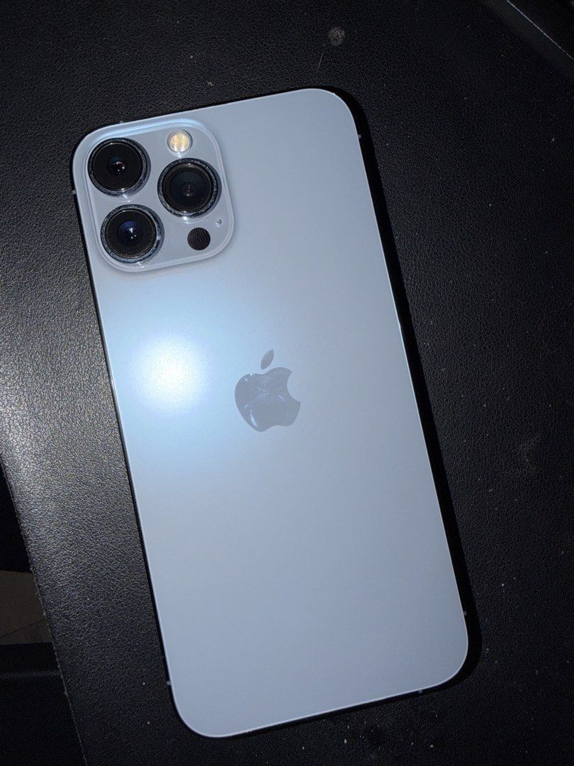 iPhone 13 Pro Max 512 gb Sierra Blue (Category: iPhone 13 Series) located in Cainta. Submitted by carlonnz (Listing ID 1458512984, Image 2). Description: Pre-loved phone, pinaayos ko po muna before ibenta para feels like new - Newly replaced LCD and Battery (Genuine) - Bottom screws fixed due to loose thread ( see bottom pic) RFS: Upgrade.