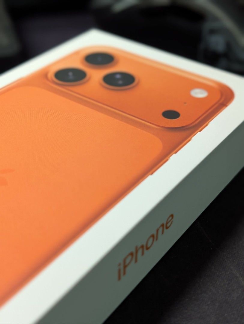 Iphone 17 Promax Orange (Category: iPhone 17 Series) located in San Pablo. Submitted by brandedandmore (Listing ID 1458653397, Image 1). Description: Brandnew Sealed Iphone 17 promax 256 gb in orange. Globe locked..