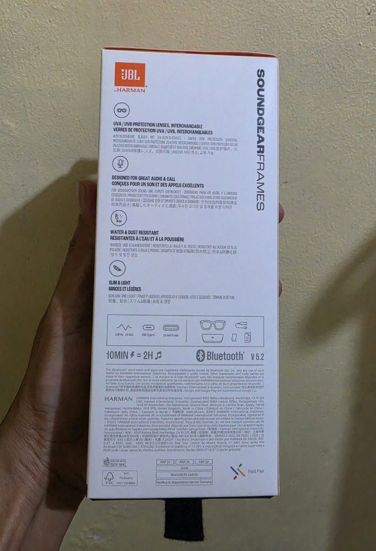 JBL SOUNDGEARFRAMES (Category: Portable Audio Accessories) located in Taguig. Submitted by nakiash (Listing ID 1458534883, Image 2). Description: FOR SALE BNEW SEALED ITEM JBL SOUNDGEARFRAMES 4500 ONLY NEGO SURE BUYER UPPER BICUTAN.