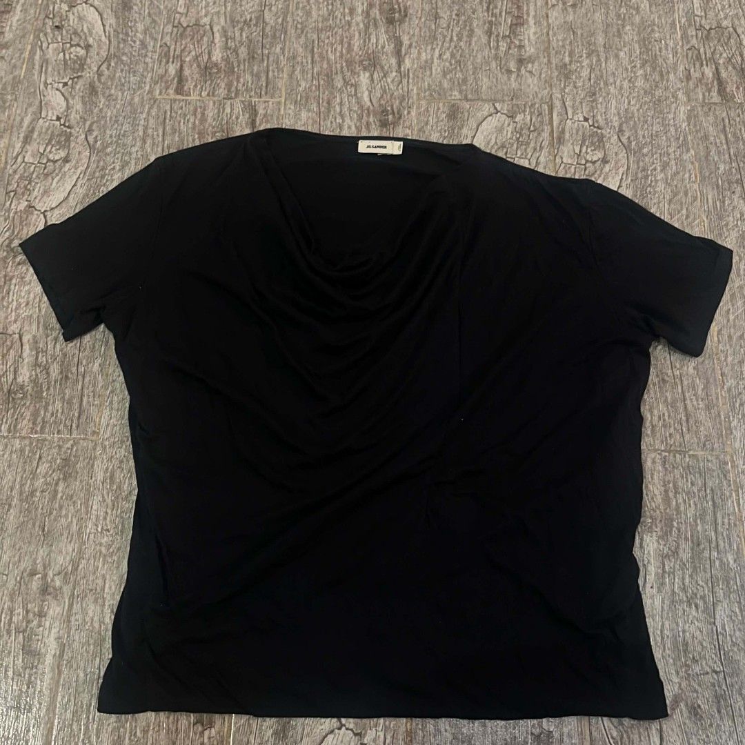 Jil Sander Neck Drape Blouse (Category: Blouses) located in Manila. Submitted by spo0ky.archives (Listing ID 1458604395, Image 1). Description: Width: 23 Length: 23.
