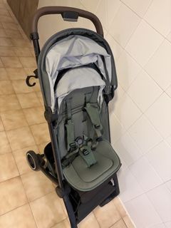 （分類：）位於 。 由 hkbuyer0000 提交（商品編號 1458606835，圖片 1）。簡介： 。