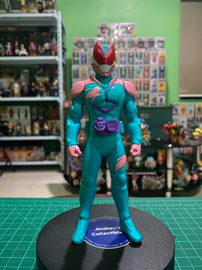 Kamen Rider Revi - Rex Genome (Category: Figurines & Statues) located in Angeles City. Submitted by rickki_t (Listing ID 1458653438, Image 1). Description: - Authentic Kamen Rider Revice action figure - Striking teal and pink color scheme - Ideal addition for any collector's display - no batteries included but figure is working.