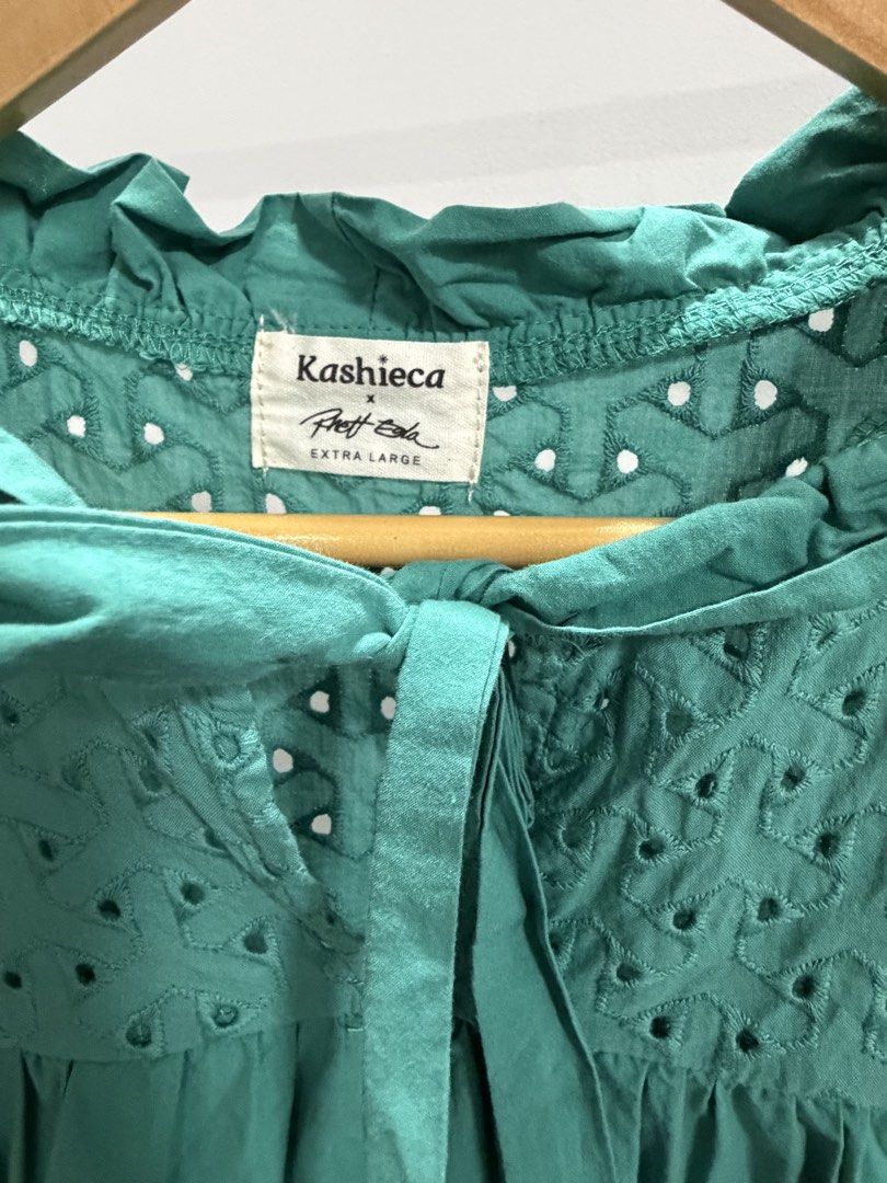 Kashieca Green Eyelet Top (Category: Blouses) located in Taguig. Submitted by dyaaanel (Listing ID 1458544665, Image 3). Description: 💚 Kashieca Green Eyelet Top ✨ Selling Price: ₱300 🏷️ Brand: Kashieca 👗 Size: XL 💚 Color: Green 🏷️ Condition: Pre-loved, good condition. Worn once during our Singapore trip. 📸 Actual photos for reference. RFS: Decluttering unused and slightly used clothes. Disclaimer: This item is pre-loved unless stated other