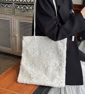 (Category: ) located in . Submitted by curated.totes (Listing ID 1458530364, Image 1). Description: .