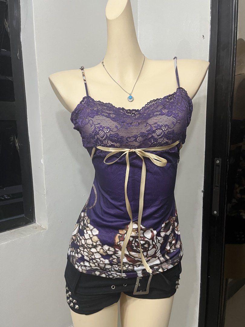 Lace trim babydoll cami (Category: Others Tops) located in Caloocan City. Submitted by onlyfromthepast (Listing ID 1458584109, Image 2). Description: 9/10 condition S-m ✅My bio before purchasing tia💕 ✅ All items are fresh from bales, Pls expect dirt,dust or stains.