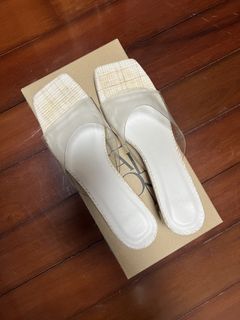 （分類：）位於 。 由 maddie2684 提交（商品編號 1458609762，圖片 1）。簡介： 。