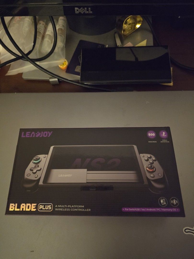 Leadjoy Blade Plus Controller (Category: Controllers) located in Singapore. Submitted by tehc1 (Listing ID 1458650962, Image 2). Description: brand new, box torn .