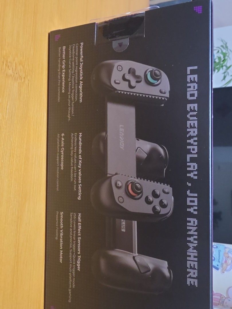 LEADJOY Blade Plus Multi-Platform Wireless Controller (Category: Controllers) located in Singapore. Submitted by sggaranguni (Listing ID 1458633476, Image 2). Description: - LEADJOY Blade Plus wireless controller - Compatible with: Switch, Android, iOS, PC - Features: Hall joystick, Macro support - Clamp width: Up to 215mm - Works with: Y700, iPad mini, smartphones, NS1 & NS2.