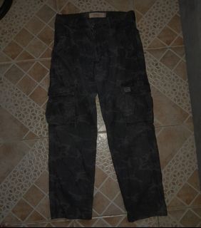 (Category: ) located in . Submitted by zkethrifter (Listing ID 1458504609, Image 1). Description: .