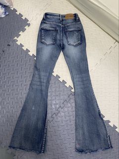(Category: ) located in . Submitted by multivers.closet (Listing ID 1458570793, Image 1). Description: .