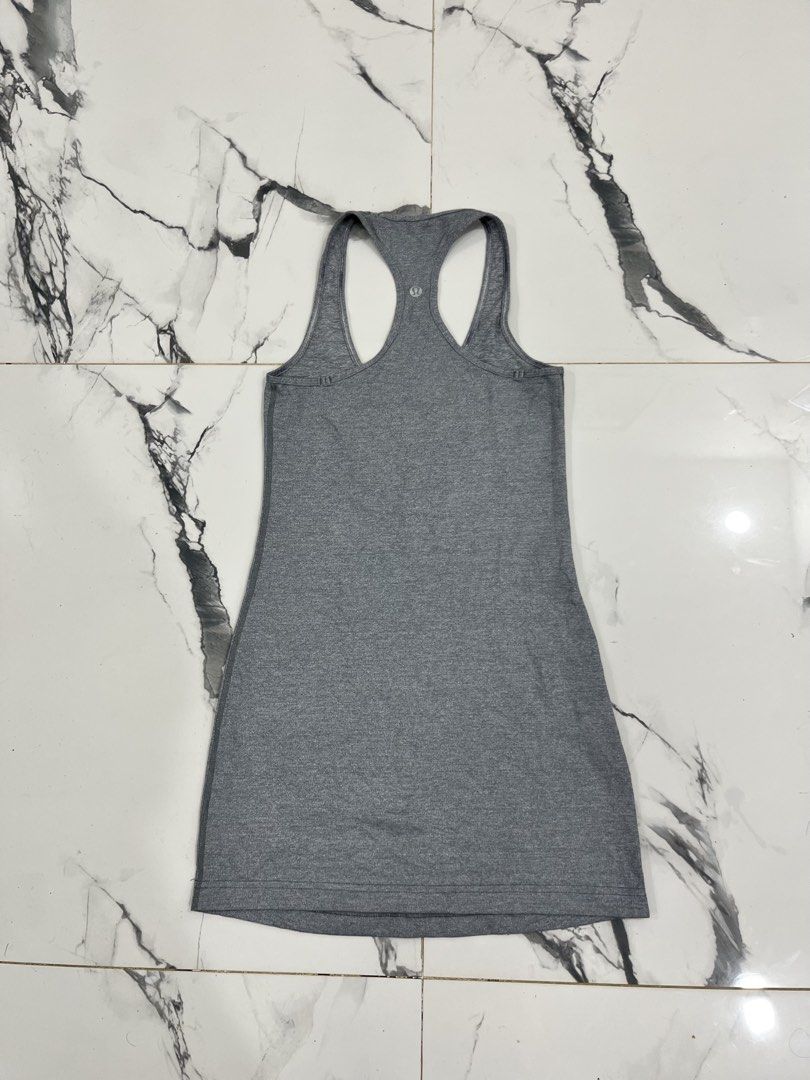 LULULEMON (Category: Sleeveless) located in Bogo. Submitted by tinliciousthrift (Listing ID 1458557921, Image 3). Description: 📌 LULULEMON women sportswear/pickleball nyo good as new😍 📌 Size: M Mine: 380.