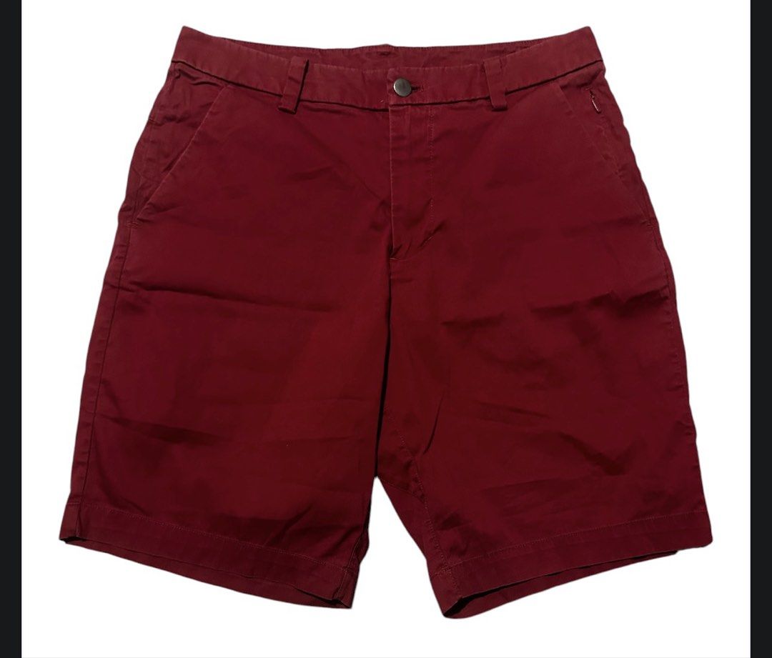 Lululemon Commission Short Slim *Chino 9" dot 28 (Category: Activewear) located in Iba. Submitted by xooperfindslb (Listing ID 1458607803, Image 2). Description: Lululemon Commission Short Slim *Chino 9” Dot 28 Color: oxblood Color may vary due to lightings Good condition No issue.