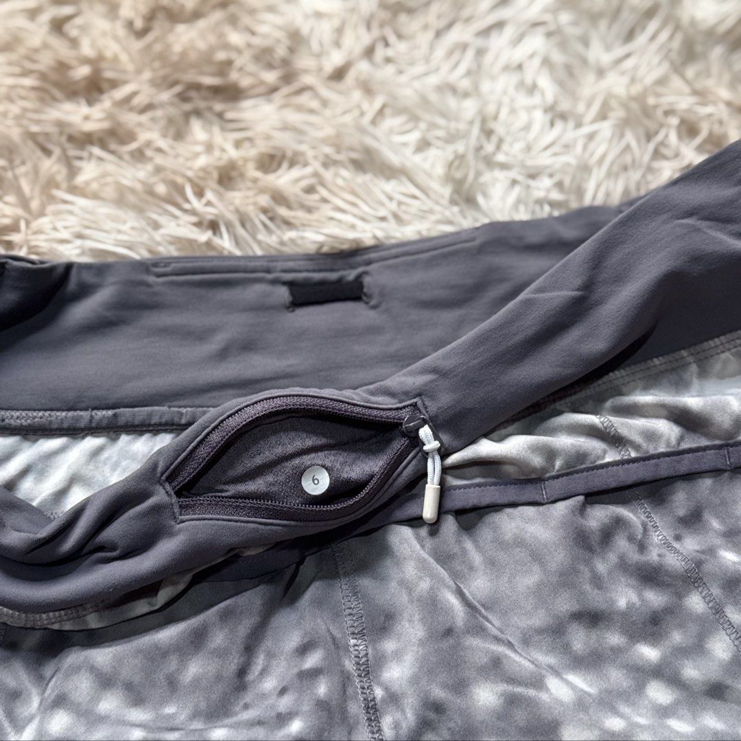 Lululemon speed up Short SIZE 6 （分類：運動服裝）位於 Hong Kong。 由 cheap_lululemoncorner 提交（商品編號 1458652201，圖片 3）。簡介： Shipment: Sf Face trade: Sept 10-18 ( central, mongkok) Size 6 No inner lining 。