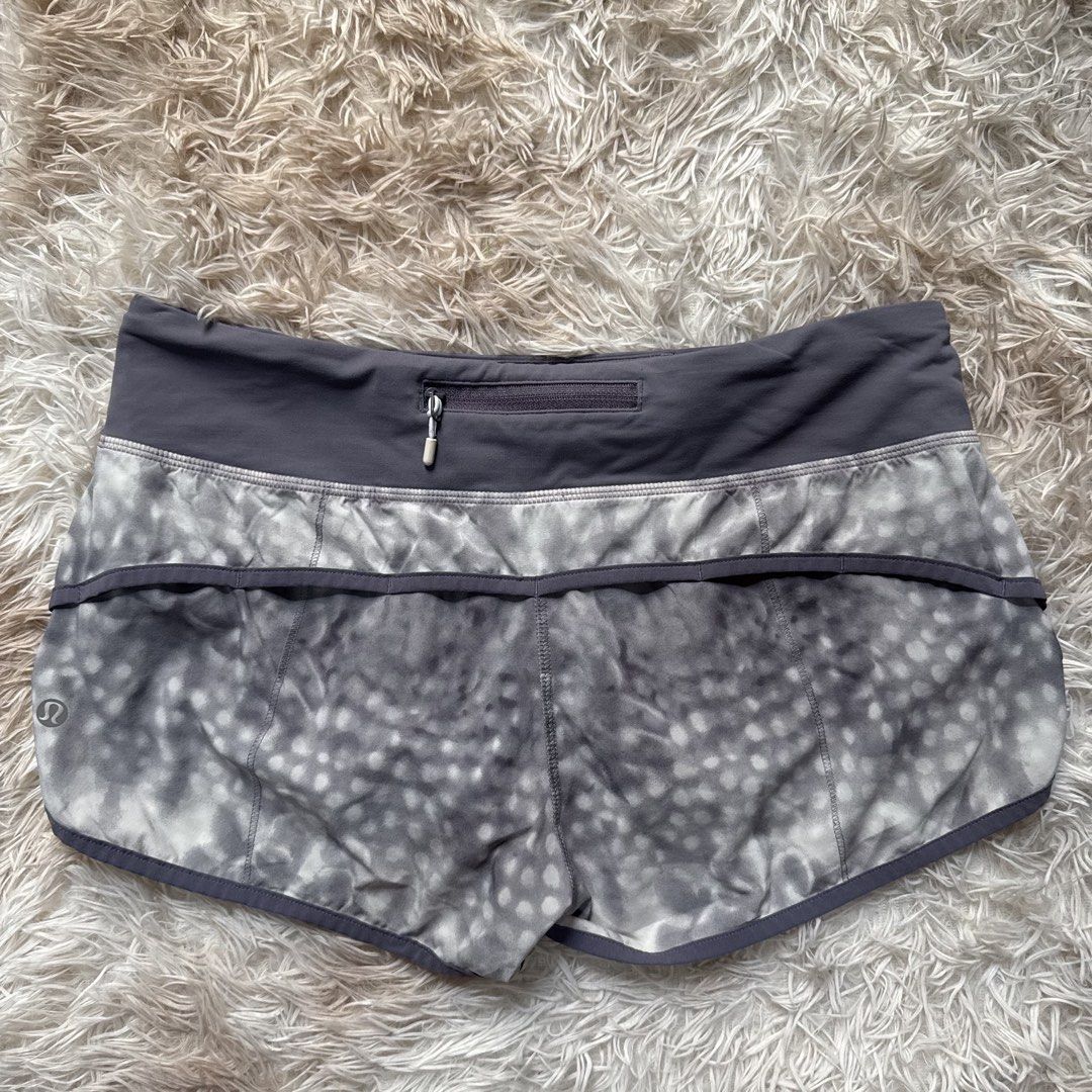 Lululemon speed up Short SIZE 6 （分類：運動服裝）位於 Hong Kong。 由 cheap_lululemoncorner 提交（商品編號 1458652201，圖片 2）。簡介： Shipment: Sf Face trade: Sept 10-18 ( central, mongkok) Size 6 No inner lining 。