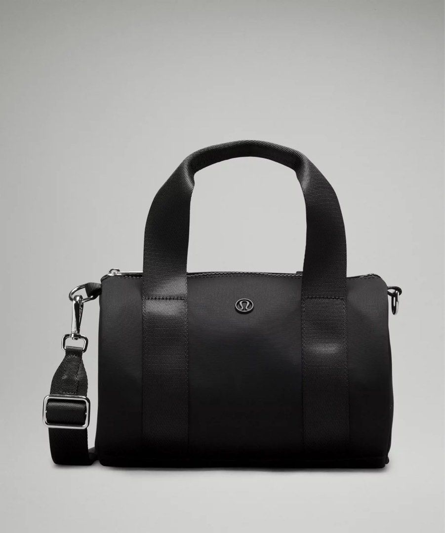 Lululemon Nylon Mini Barrel Bag (Category: Cross-body Bags) located in Bacoor. Submitted by hallumae (Listing ID 1458555295, Image 1). Description: 5L Lululemon Barrel Bag Bought in Canada last year Silver hardware Best to be delivered via Lalamove to keep its shape.