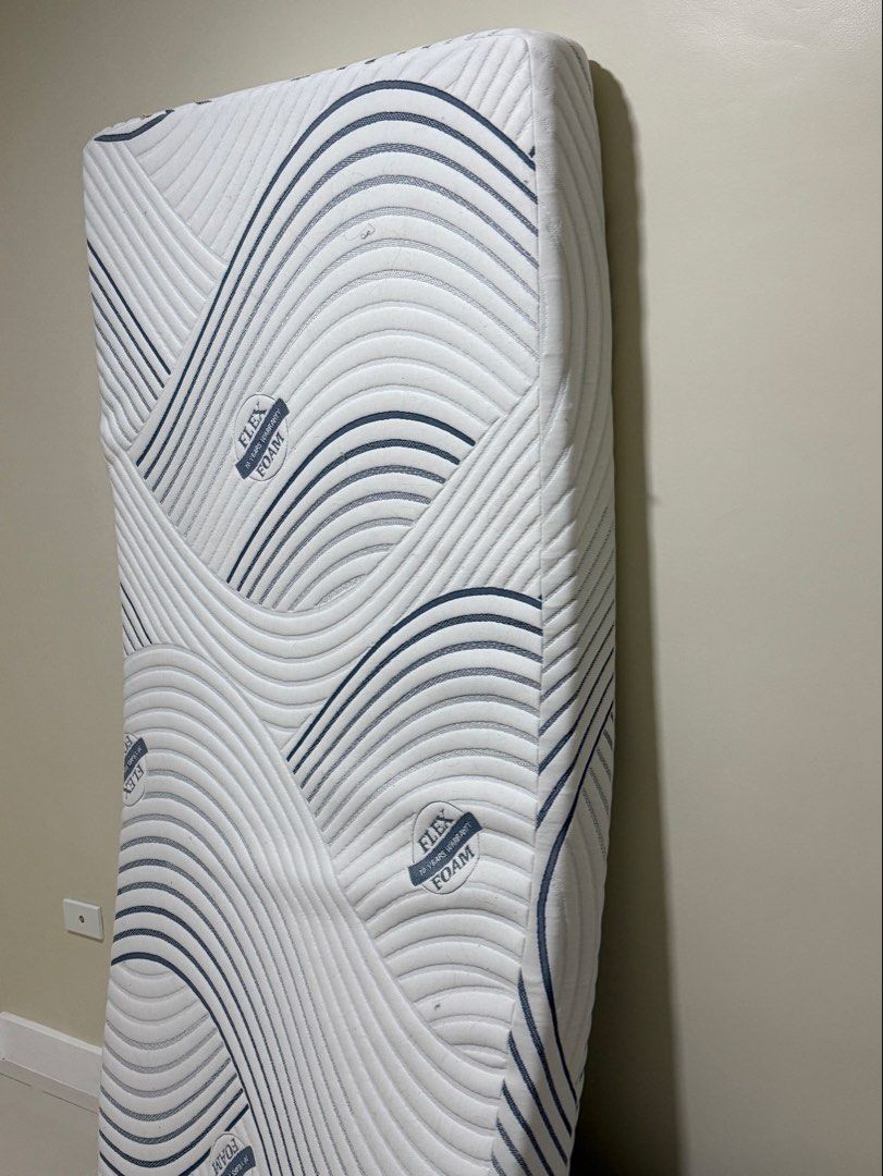 Mandaue Foam Mattress (Single) (Category: Bed Frames & Mattresses) located in Manila. Submitted by bea1408 (Listing ID 1458669890, Image 1). Description: FIXED PRICE. Pass na po sa mag-offer ng mas mababa, mura na po ito. Bought for 8k+ sa Mandaue Foam 6 inches thickness. NO ISSUES. GOOD AS NEW. Natambak lang. May konting alikabok that can be easily cleaned/removed. .