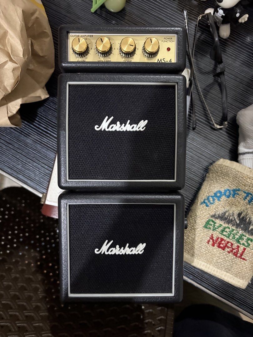 Marshall MS-4 Mini Amplifier (Category: Soundbars, Speakers & Amplifiers) located in Quezon City. Submitted by alivszombies (Listing ID 1458664334, Image 1). Description: - authentic - display nalang sha - no batteries - only used this thrice for practice - Rfs: need funds.