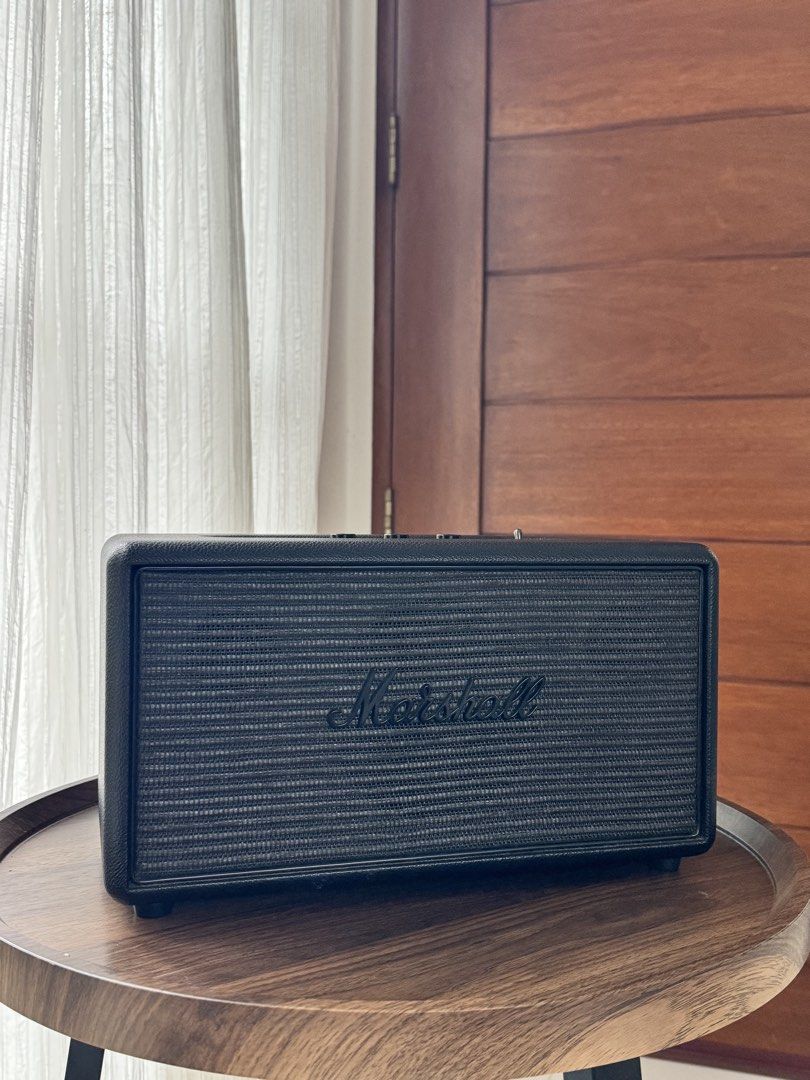 Marshall Stanmore (Category: Soundbars, Speakers & Amplifiers) located in Manila. Submitted by ibanezph (Listing ID 1458629141, Image 1). Description: 19,000 Marshall Stanmore pitch black Limited color Bought it in Digital Walker Glorietta Seldom used or Occasionally. Includes power cable and pouch No box❗️ No Issues ❗️ Angono rizal area For pickup .
