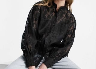 (Category: ) located in . Submitted by thefashionguitar (Listing ID 1458532843, Image 1). Description: .