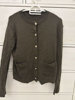 (Category: ) located in . Submitted by melpreloved1 (Listing ID 1458617548, Image 1). Description: .