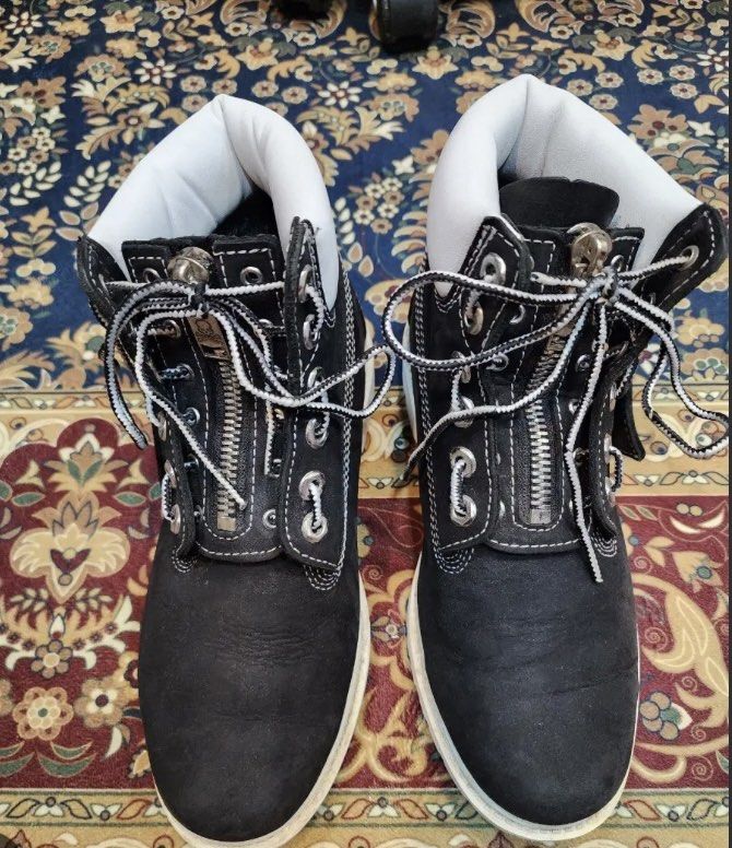 Mastermind Timberland Work Boots JPN Limited Edition Rare Skull Model (Category: Boots) located in Baguio. Submitted by workwear2600 (Listing ID 1458648045, Image 2). Description: offer price 1470$ via ebay Men 10 US 30 CM Mastermind Timberland Work Boots JPN Limited Edition Rare Skull Model.