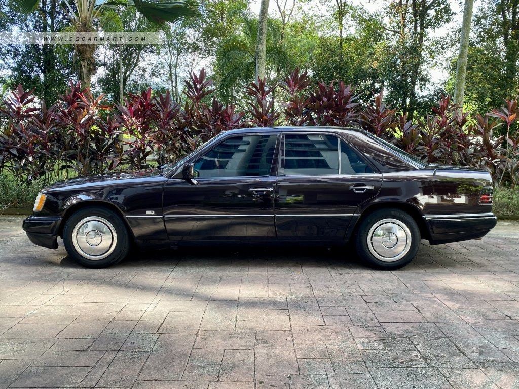 Mercedes-Benz E-Class Saloon E220 Auto (Category: Used Cars) located in Singapore. Submitted by dougwe (Listing ID 1458605248, Image 3). Description: Features 2.2L 16 valve m111.960 inline 4 engine with 150hp. 4-speed 4G-Tronic automatic transmission. Accessories New beautifully matched 2 tone paintwork - smokey brown quartz metallic from rolls royce ghost with black quartz metallic. Original interior. Description All wear and tears done up fully