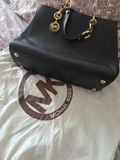 (Category: ) located in . Submitted by fazuzu (Listing ID 1458579875, Image 1). Description: .