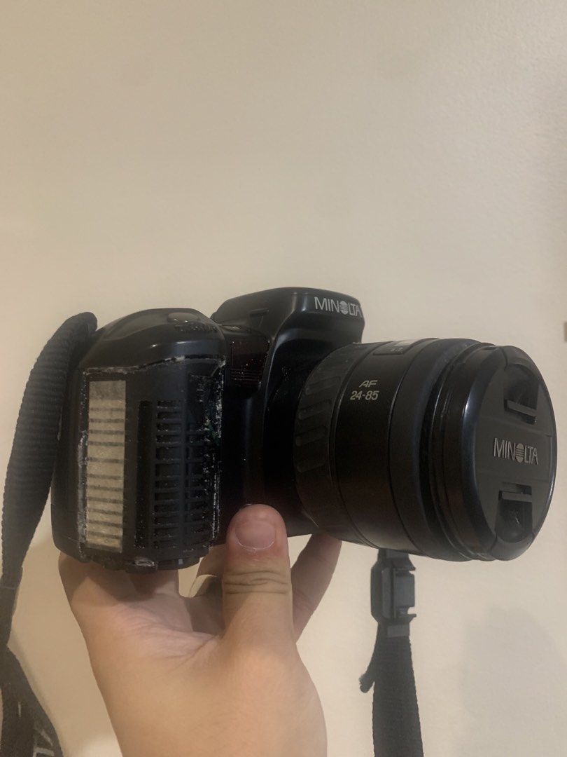Minolta 707SI Lens/ Flash Flim cam (Category: Cameras) located in Manila. Submitted by moneymann888 (Listing ID 1294752202, Image 3). Description: Sf Buyer shoulder Minolta 707SI flim Classic Lens Apo Tele Zoom AF 100-300 untested as is No Refund upon purchase.