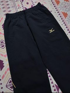 (Category: ) located in . Submitted by rust.garment (Listing ID 1458644343, Image 1). Description: .