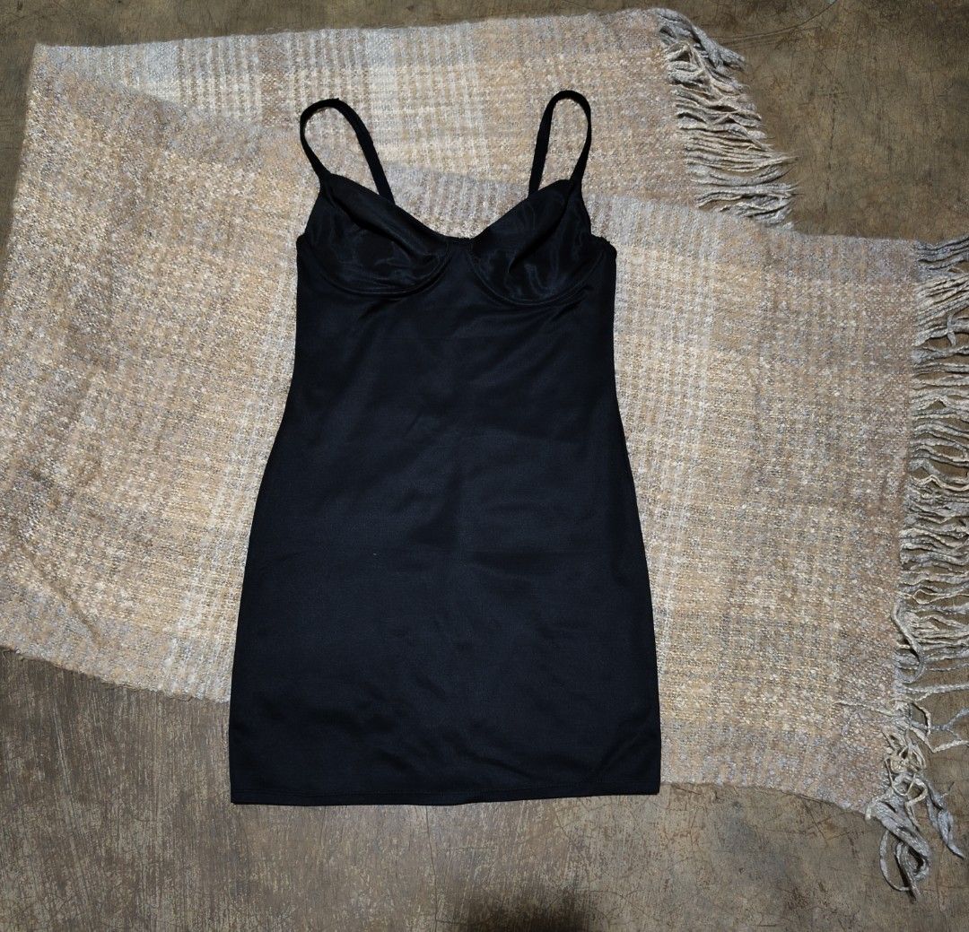 Nancy Ganz Body slimmer s (Category: Activewear) located in La Paz. Submitted by carou89146 (Listing ID 1458541735, Image 1). Description: Authentic Nancy Ganz Body slimmer very strong garter,super stretchy and would really make the body slimmer. my size is almost large and it still fits me though best fits on medium perfect for those who wants to keep some belly bulging invisible on fitted dresses. washed, lightly used. some tiny thing inside th